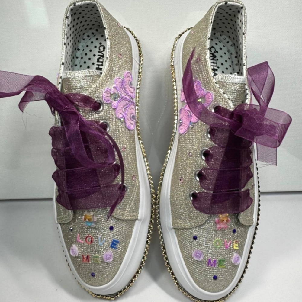 Sneakers for women